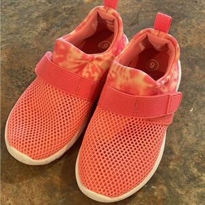 Toddler water shoes